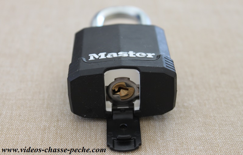 Cadenas à clé MASTER LOCK acier laminé, 4 clés, Excell Marine l.44